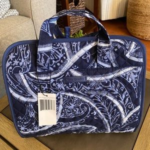 Vera Bradley toiletry bag